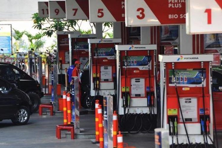 Polemik BBM: Antrean Panjang, Kepercayaan Pendek